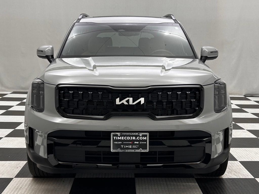 Used 2024 Kia Telluride EX X-Line AWD/4WD image 3