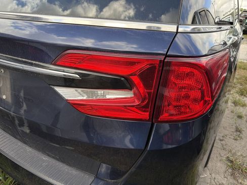 Used 2024 Honda Odyssey EX image 11