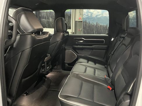 Used 2025 RAM 1500 Laramie w/ Night Edition image 15