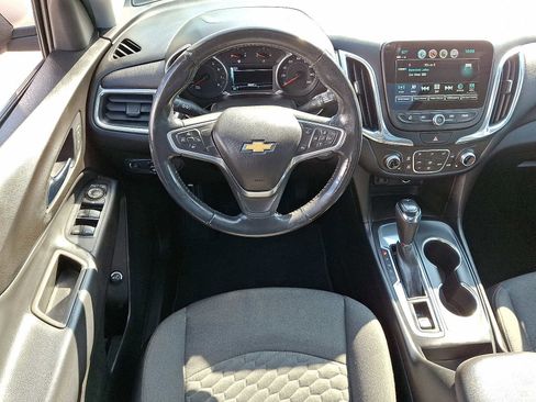 Used 2018 Chevrolet Equinox LT w/ Sun & Infotainment Package image 11