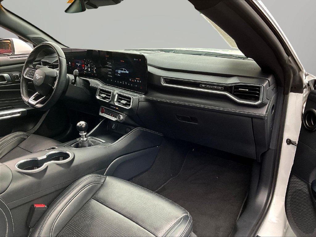Used 2025 Ford Mustang GT Premium RWD image 28