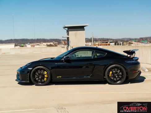 Used 2020 Porsche 718 Cayman GT4 image 3