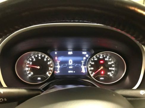 Used 2019 Jeep Compass Limited FWD image 12