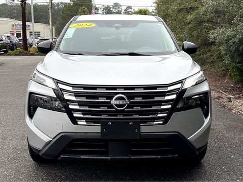 Certified 2024 Nissan Rogue S image 2