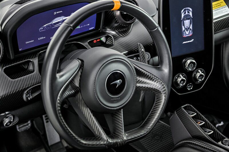 Used 2019 McLaren Senna RWD image 30