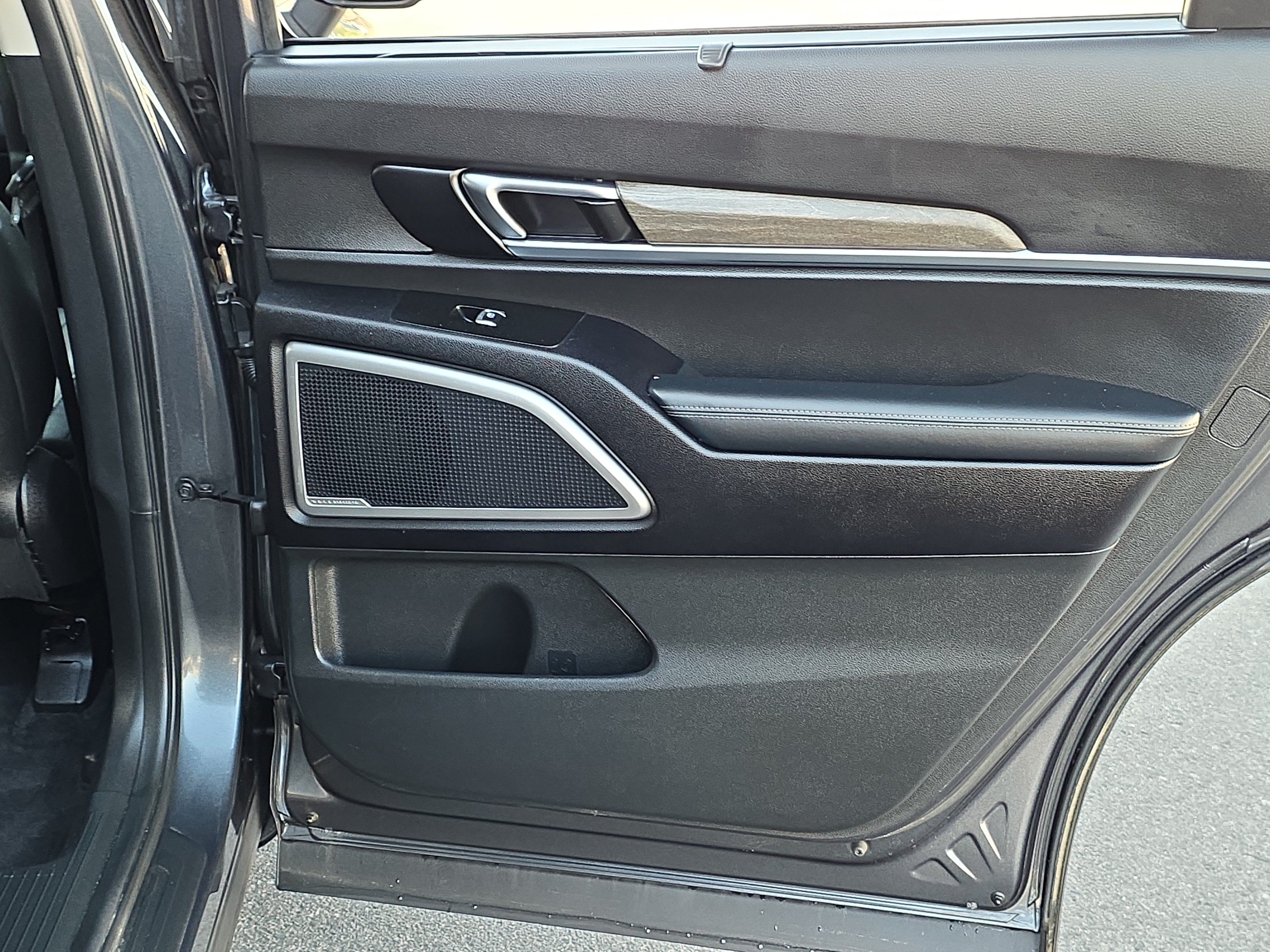 Used 2021 Kia Telluride EX w/ EX Premium Package FWD image 29