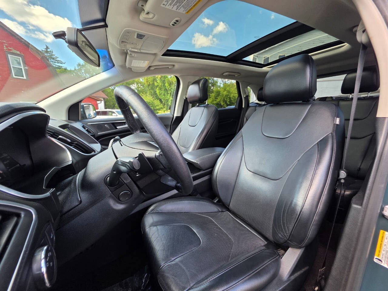 Used 2016 Ford Edge Titanium w/ Equipment Group 301A AWD/4WD image 8