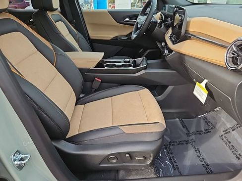 Certified 2026 Chevrolet Equinox ACTIV w/ Convenience Package III FWD image 25