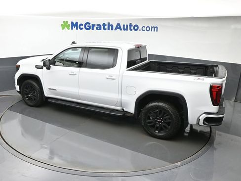 New 2026 GMC Sierra 1500 Elevation image 19