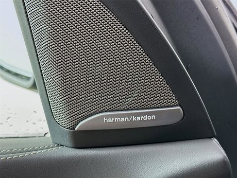 New 2026 BMW X5 xDrive40i w/ Premium Package image 19