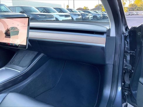 Used 2023 Tesla Model 3 Performance AWD/4WD image 18