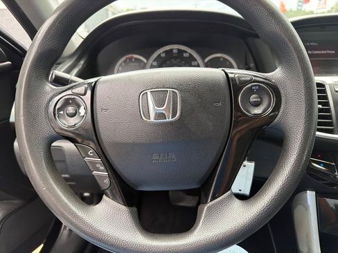 Used 2017 Honda Accord LX image 12