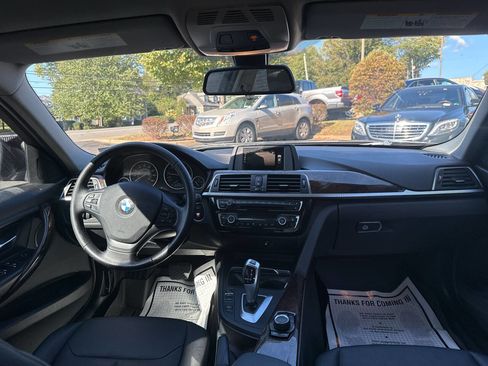 Used 2016 BMW 320i xDrive Sedan image 18