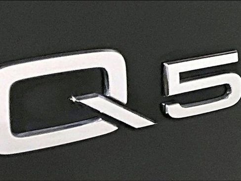 Used 2023 Audi Q5 2.0T Premium Plus w/ Premium Plus Package image 32