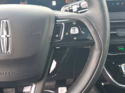 New 2026 Lincoln Corsair Reserve image 18