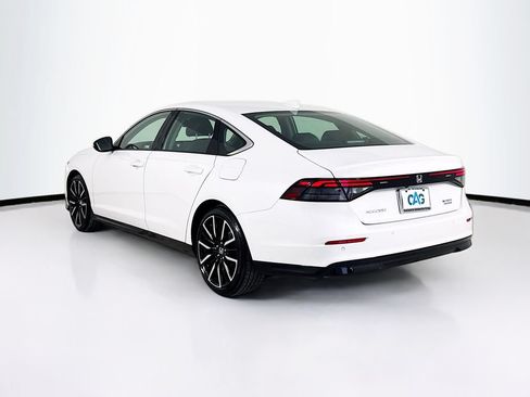 Used 2025 Honda Accord Touring image 5