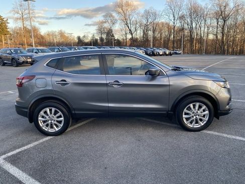 Certified 2021 Nissan Rogue Sport S image 9
