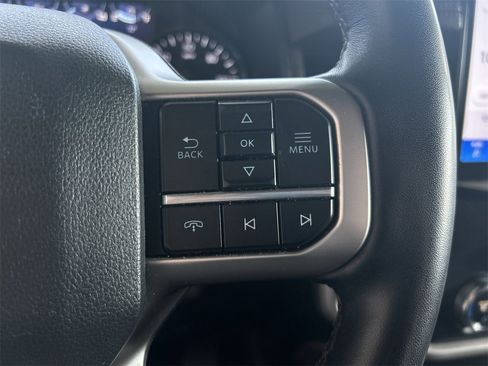 Used 2024 Ford Expedition Max Limited image 19