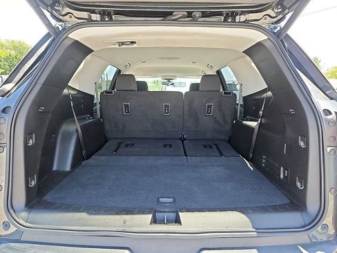 Used 2020 Chevrolet Traverse LT AWD/4WD image 29