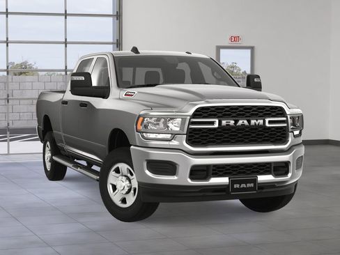 Used 2024 RAM 2500 Tradesman w/ Chrome Appearance Group image 8
