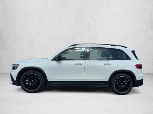 Used 2022 Mercedes-Benz GLB 35 AMG 4MATIC image 8