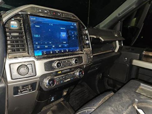 Used 2022 Ford F250 Lariat w/ Lariat Ultimate Package image 10