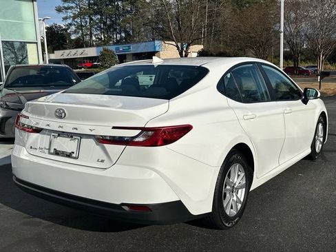 Certified 2025 Toyota Camry LE image 3