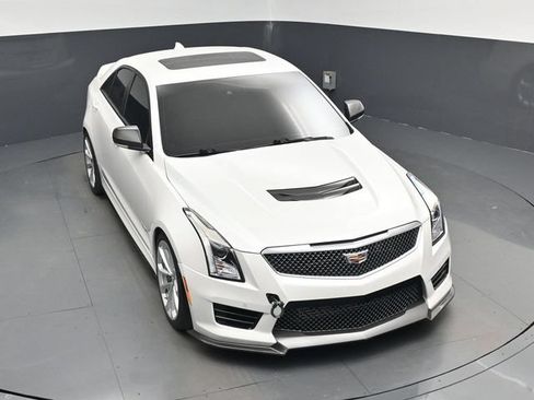 Used 2018 Cadillac ATS V w/ Carbon Fiber Package RWD image 26