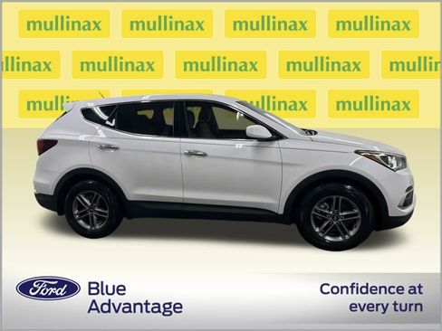 Used 2018 Hyundai Santa Fe Sport image 2