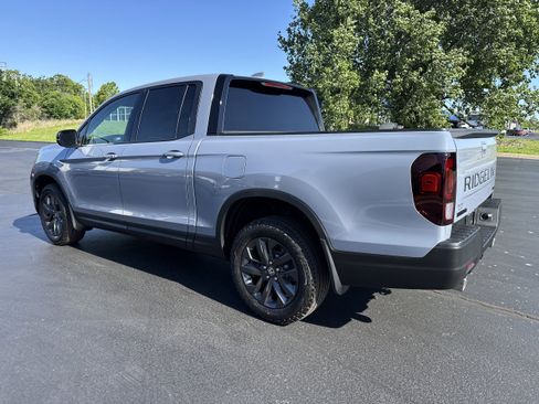 New 2026 Honda Ridgeline Sport image 3