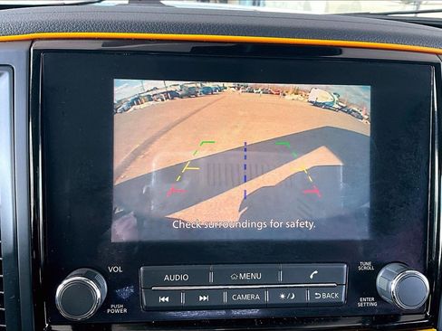 Used 2021 Nissan Titan S w/ S Utility Package image 15