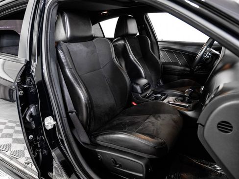 Used 2023 Dodge Charger R/T w/ Plus Group image 31