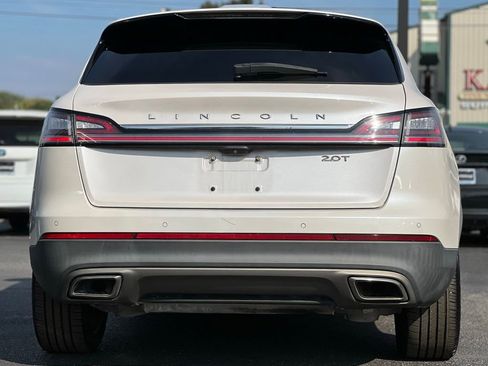 Used 2019 Lincoln Nautilus Reserve image 6