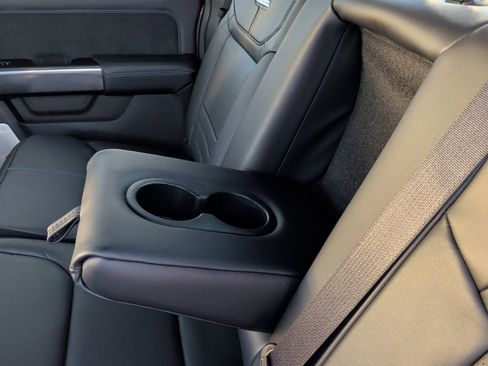 New 2026 Ford F250 Platinum image 40