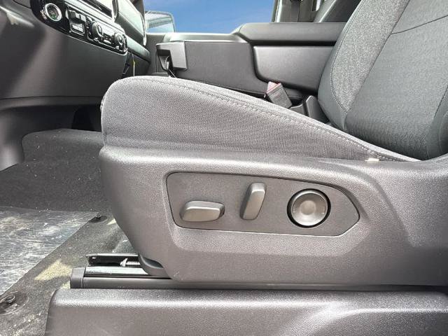 New 2026 Chevrolet Silverado 1500 RST AWD/4WD image 23