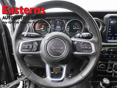 Used 2023 Jeep Wrangler Unlimited Sahara image 10