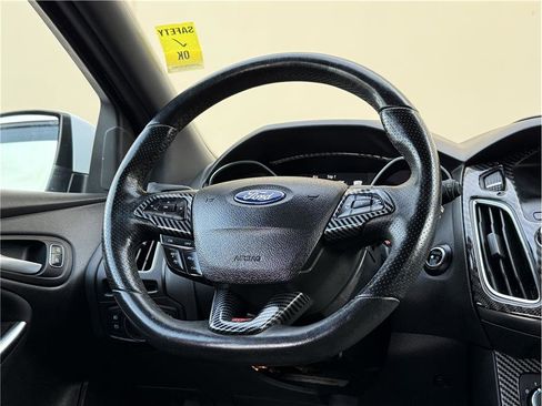 Used 2017 Ford Focus ST image 20