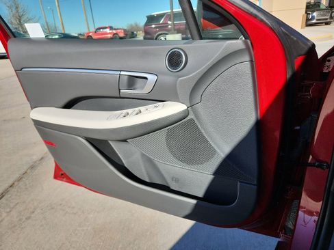 New 2024 Hyundai Sonata SEL w/ Convenience Package FWD image 13