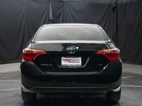Used 2017 Toyota Corolla LE image 11