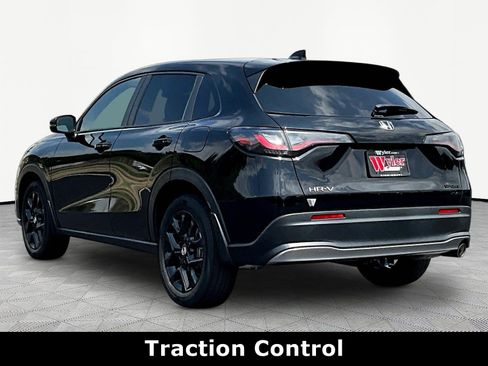 Used 2024 Honda HR-V Sport image 4