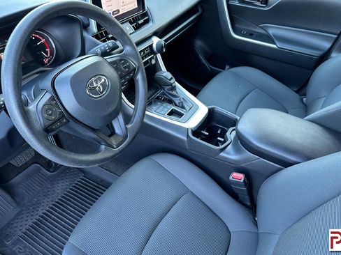 Used 2023 Toyota RAV4 LE image 10