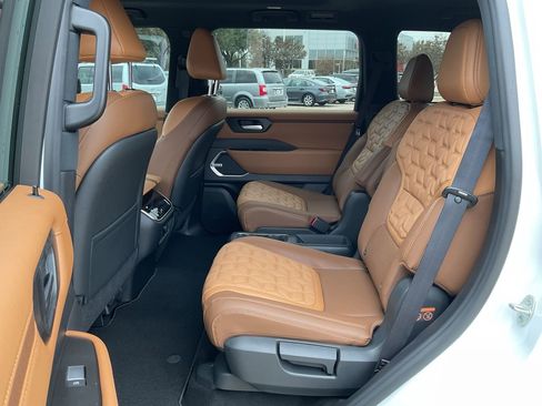 New 2026 Nissan Armada Platinum Reserve image 17