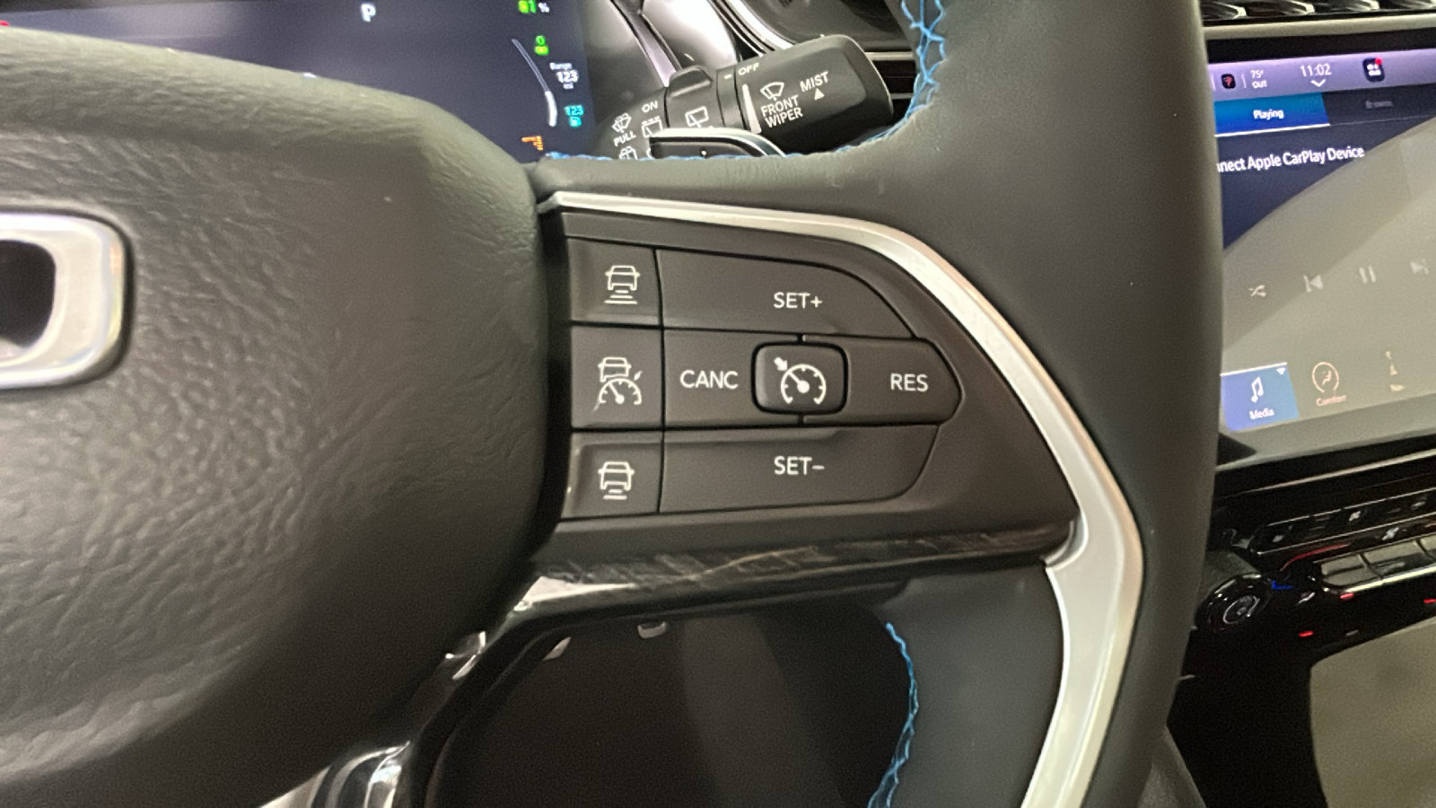 Used 2022 Jeep Grand Cherokee Trailhawk AWD/4WD image 19