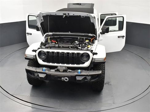 Used 2024 Jeep Wrangler Unlimited Rubicon 4xe image 27
