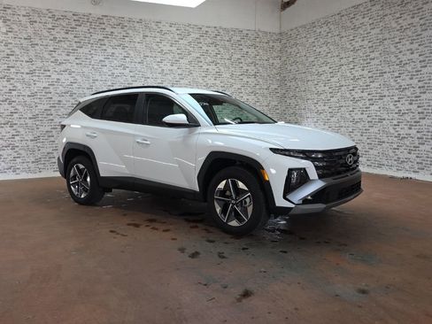 New 2026 Hyundai Tucson SEL AWD/4WD image 1