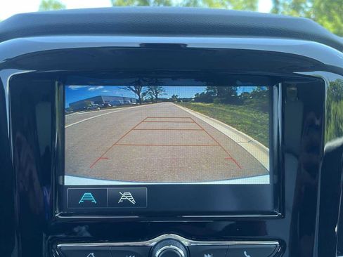 Used 2019 Chevrolet Traverse LS FWD image 45