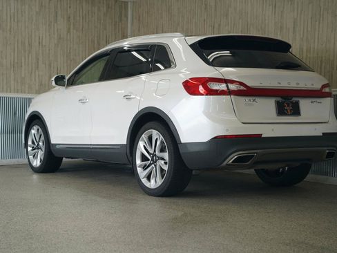 Used 2017 Lincoln MKX Reserve w/ Driver Assistance Package AWD/4WD image 7