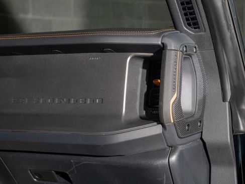 Used 2024 Ford Bronco Badlands AWD/4WD image 37