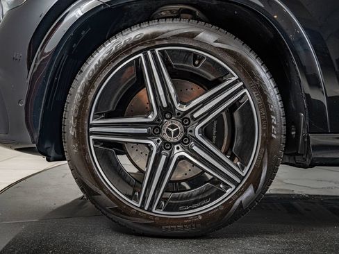 Used 2025 Mercedes-Benz GLE 350 4MATIC w/ AMG Line Exterior image 10