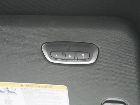 Used 2024 RAM 1500 Laramie AWD/4WD image 27